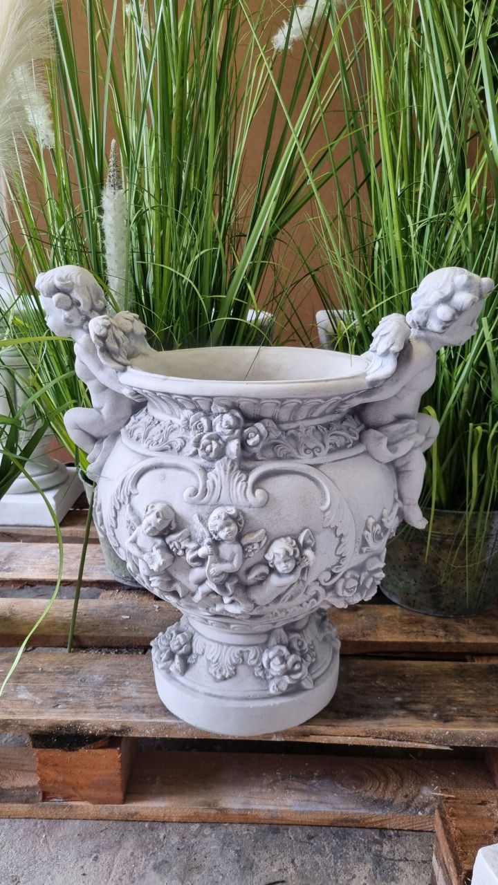 -Amphore- Vase -Engelskinder- antik grau- unter Rund um den Garten Pflanzgefäße