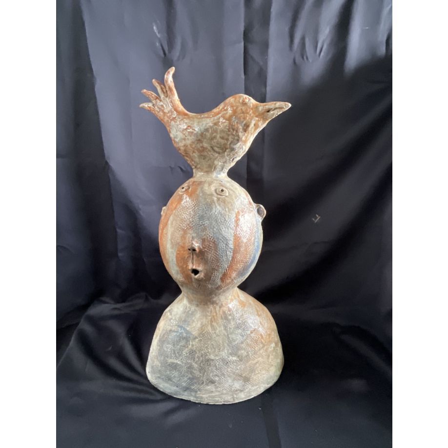 -Arjan Deng- Keramik-Skulptur- Nr-4- unter Vidroflor Kultur