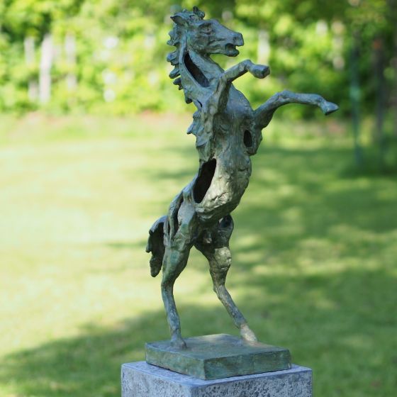 -Bronzefigur aufsteigendes Pferd-