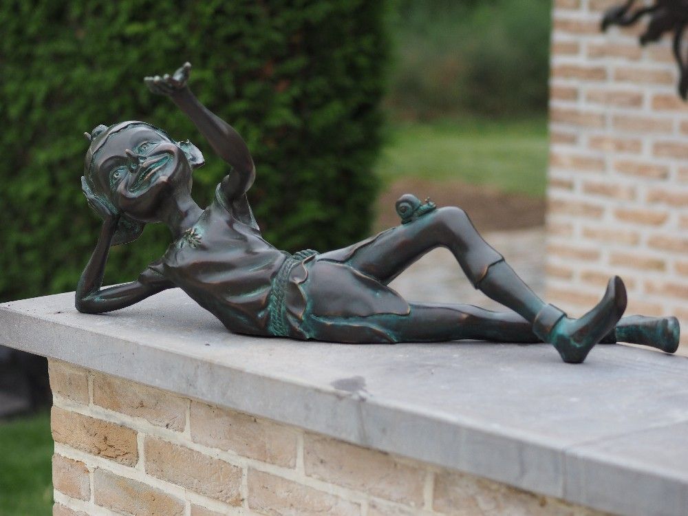 -Bronzefigur Elfe liegend- unter Bronze und Metall Figuren