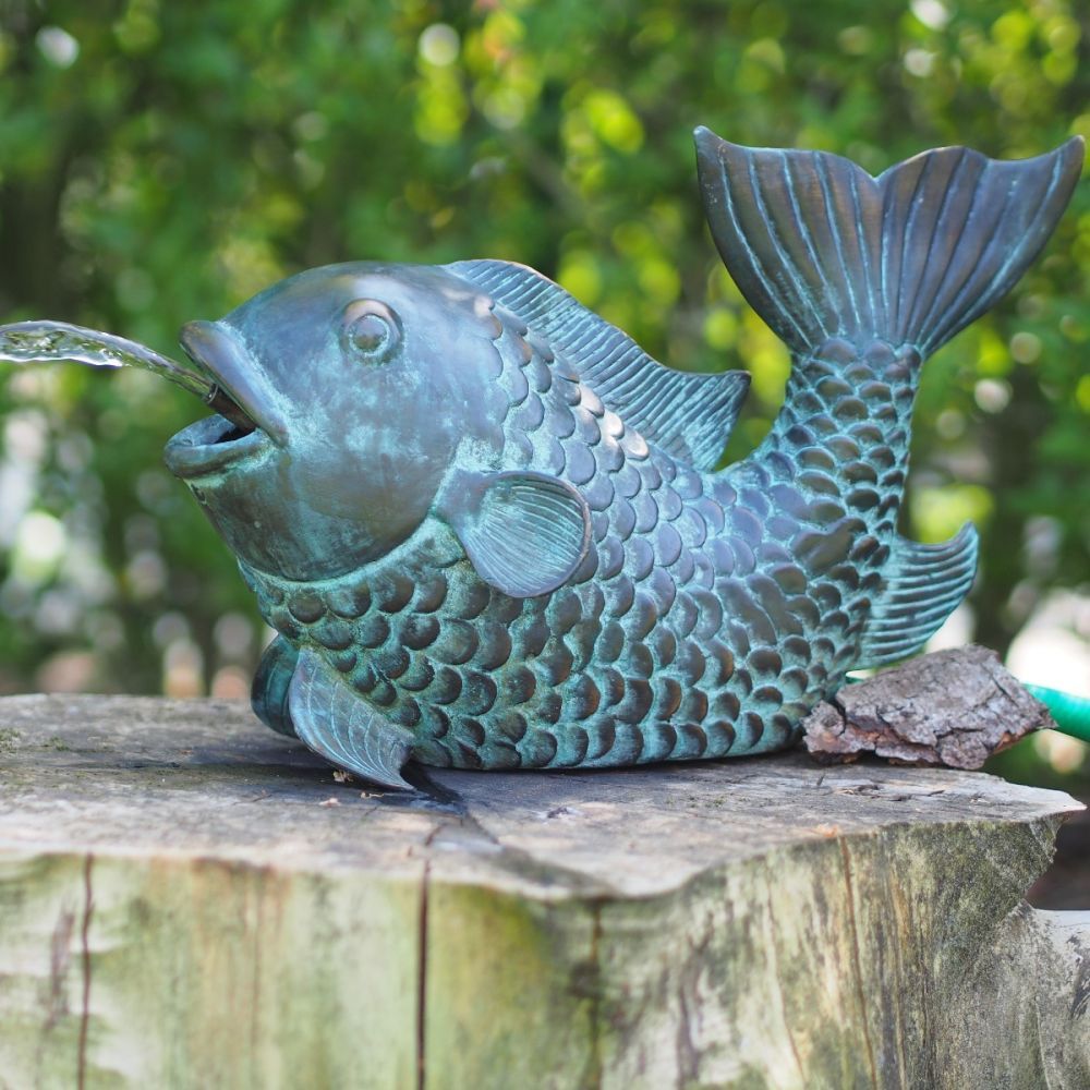 -Bronzefigur Fisch als Wasserspeier- gross-