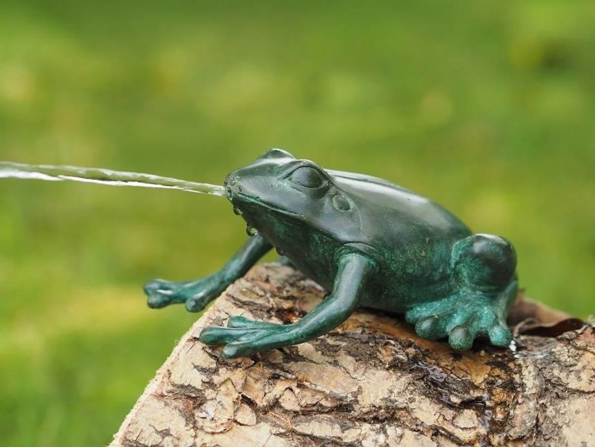 -Bronzefigur Frosch klein 2- Wasserspeier-