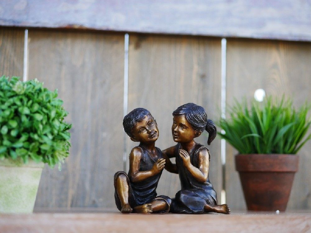 -Bronzefigur lchelnde Kinder- unter Bronze und Metall Kinderfiguren