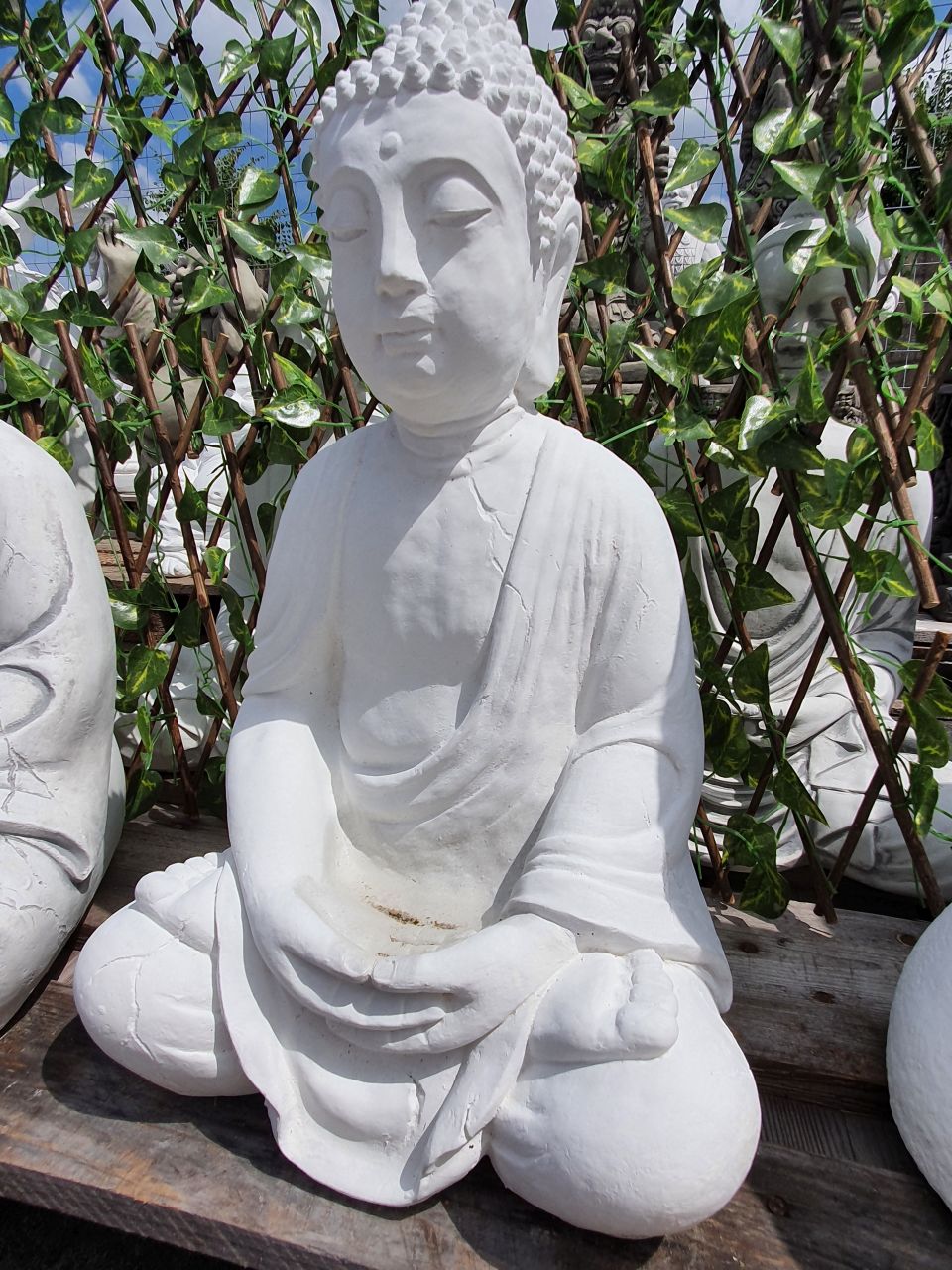 -Gartenfigur Buddha medium- verschiedene Farben-