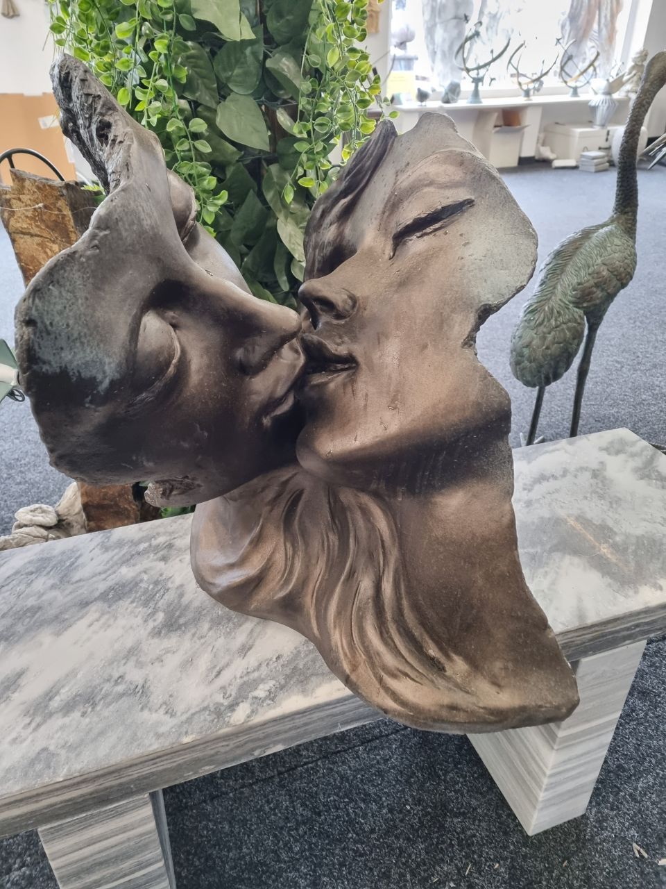 -Gartenfigur- Büste Gesicht -Romeo und Julia- Steinguss in Bronzeoptik - Orig-