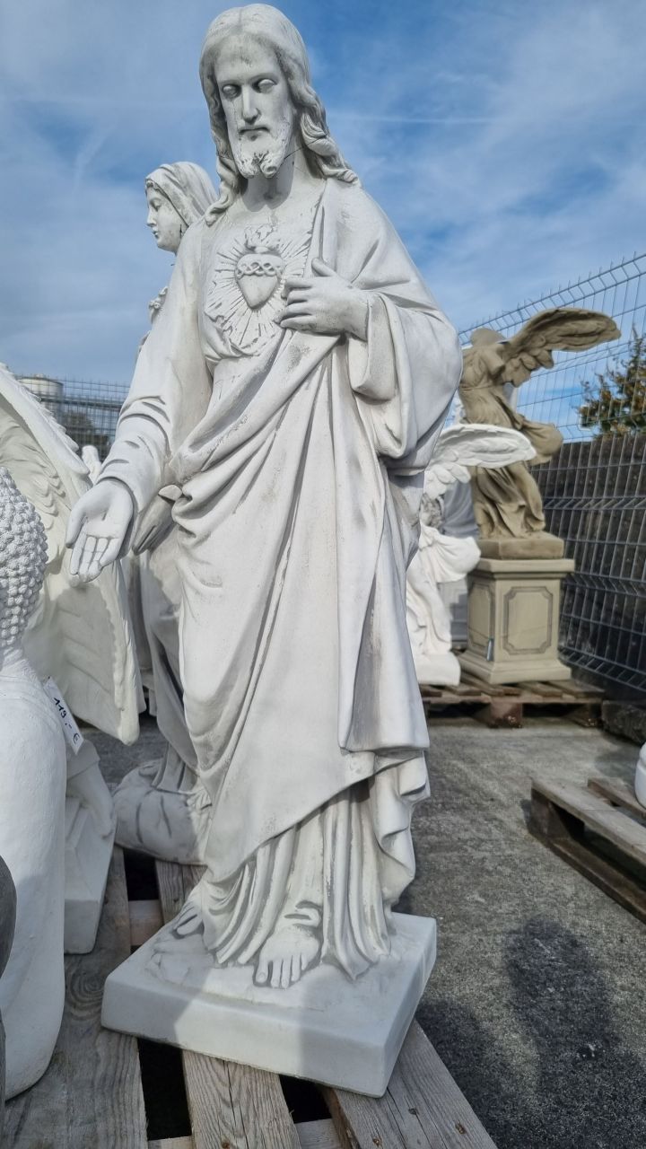 -Gartenfigur Jesus mit Symbolik- antik grau- unter Statuen/Skulpturen Madonna und Jesus