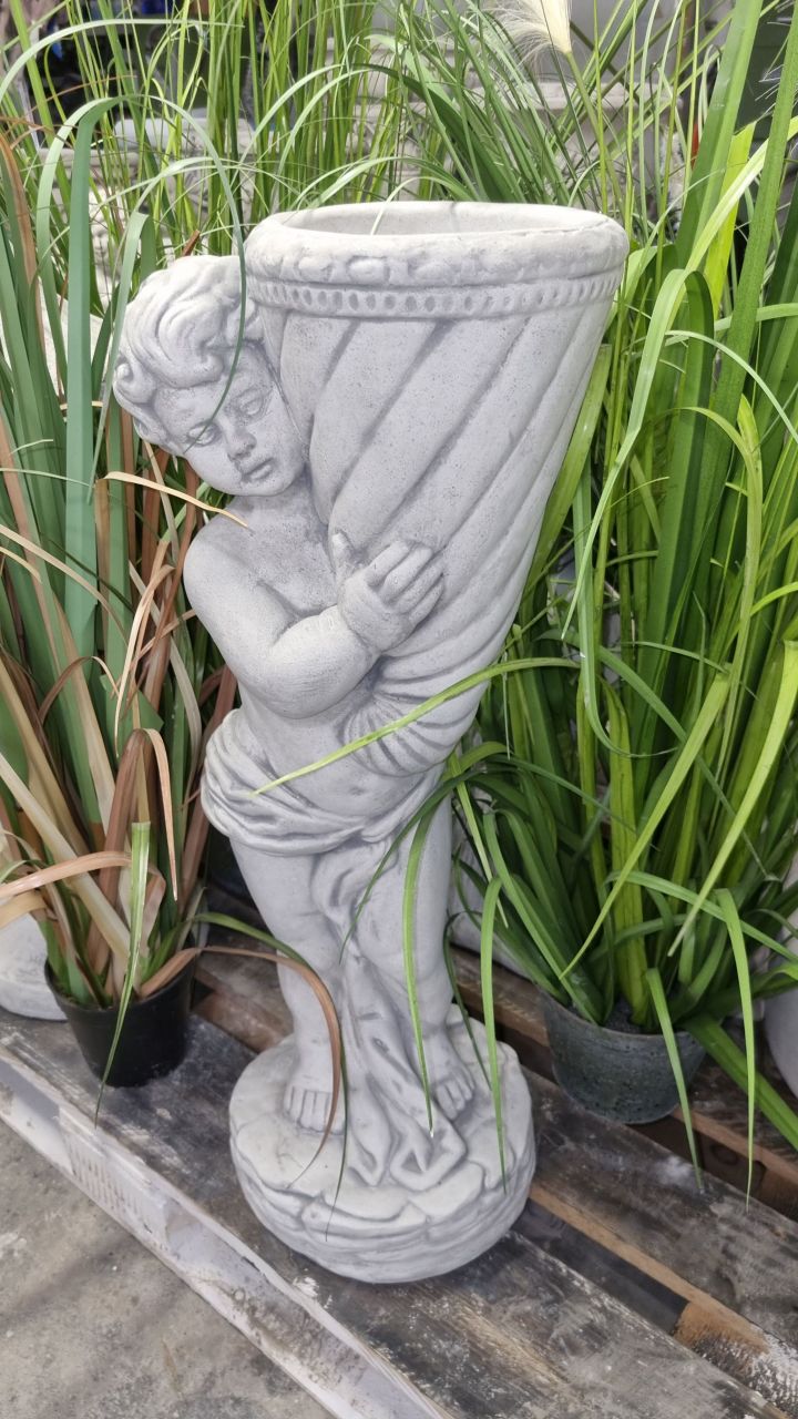 -Gartenfigur Junge mit Horn- bepflanzbar- antik grau-