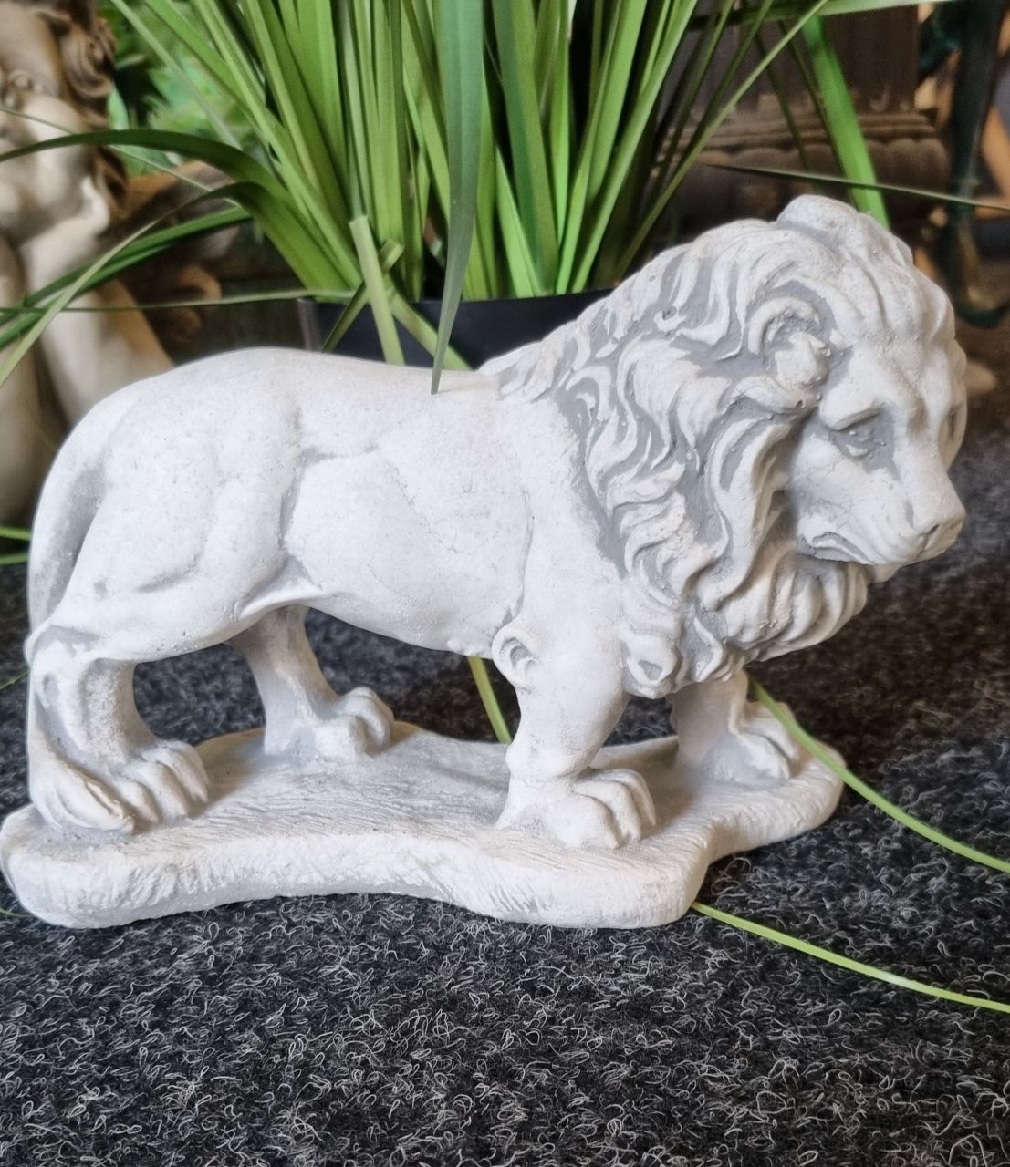 -Gartenfigur Kleiner Löwe- antik grau- unter Statuen/Skulpturen Tiere Löwen