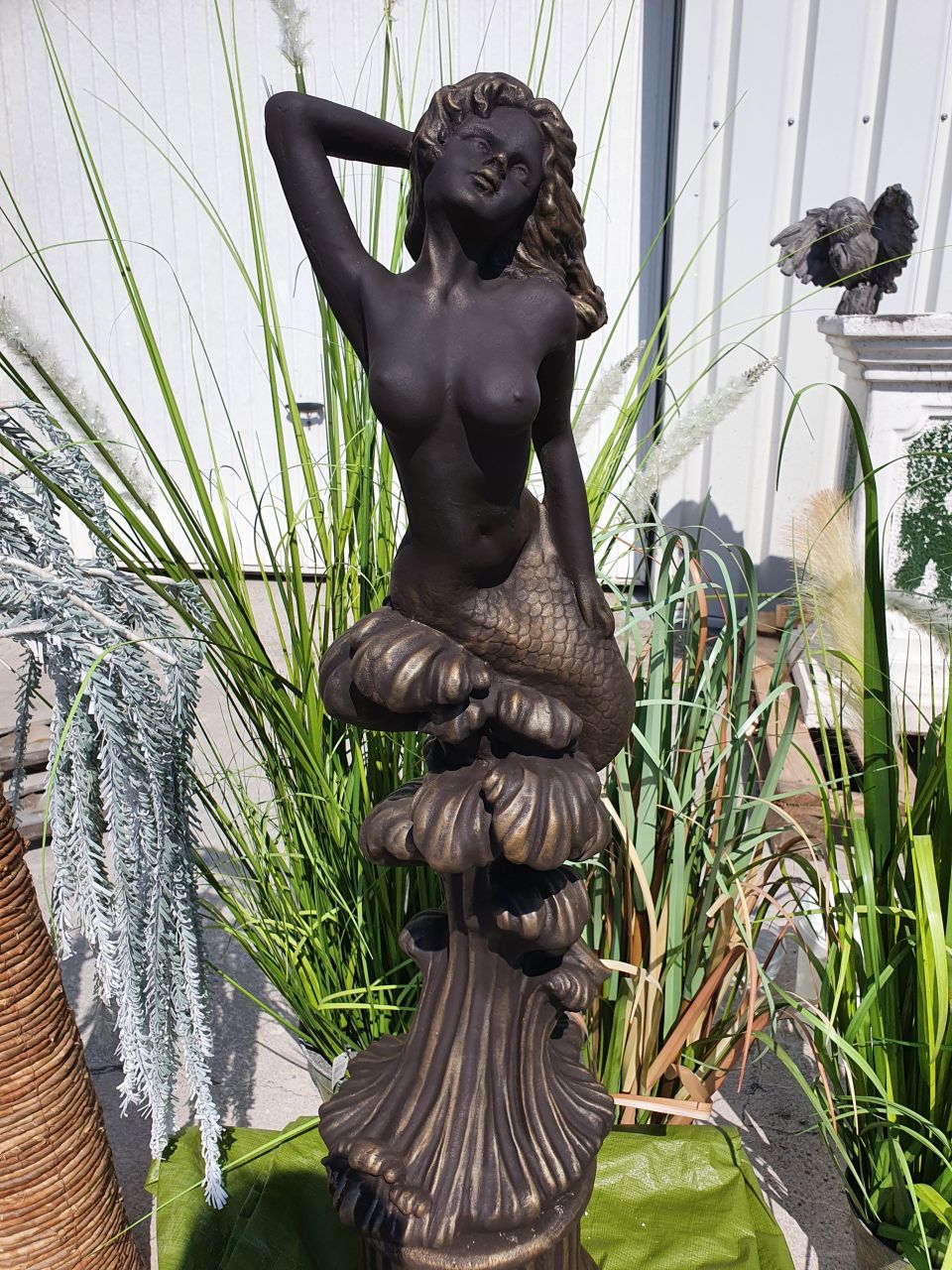 -Gartenfigur Meerjungfrau mit Sockel -Elegance-