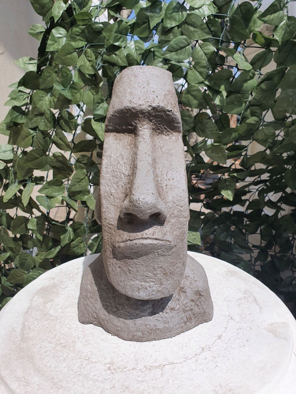 -Gartenfigur Moai klein- grau- patiniert- unter Statuen/Skulpturen Religion und Kultur