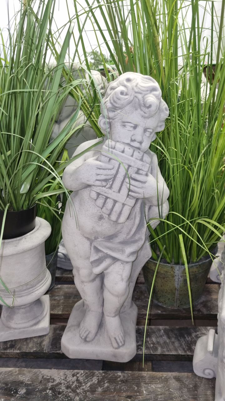 -Gartenfigur- Putte- Junge mit Panflöte- antik grau-