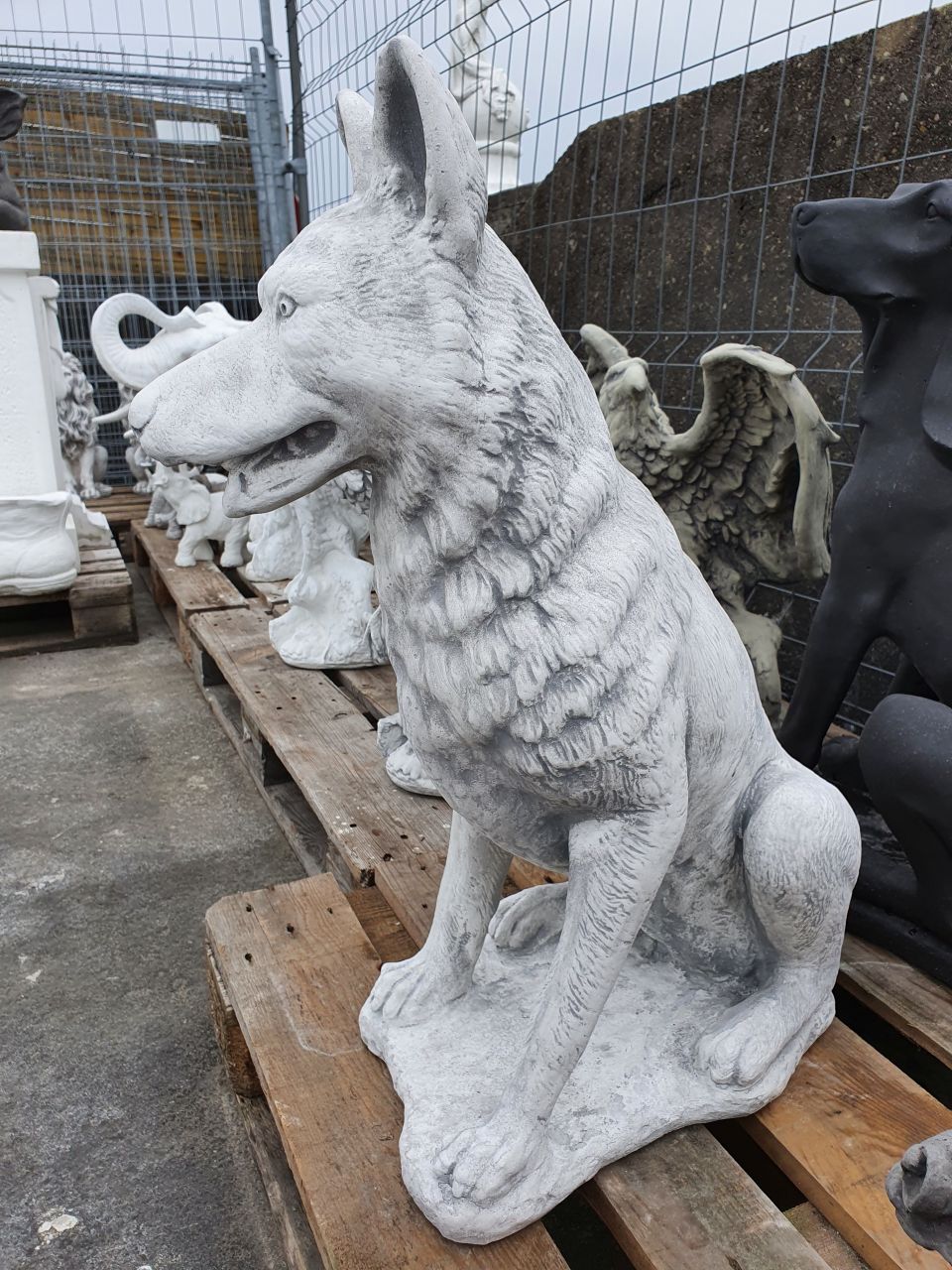 -Gartenfigur Schäferhund gross- verschiedene Farben- unter Statuen/Skulpturen Tiere Hunde