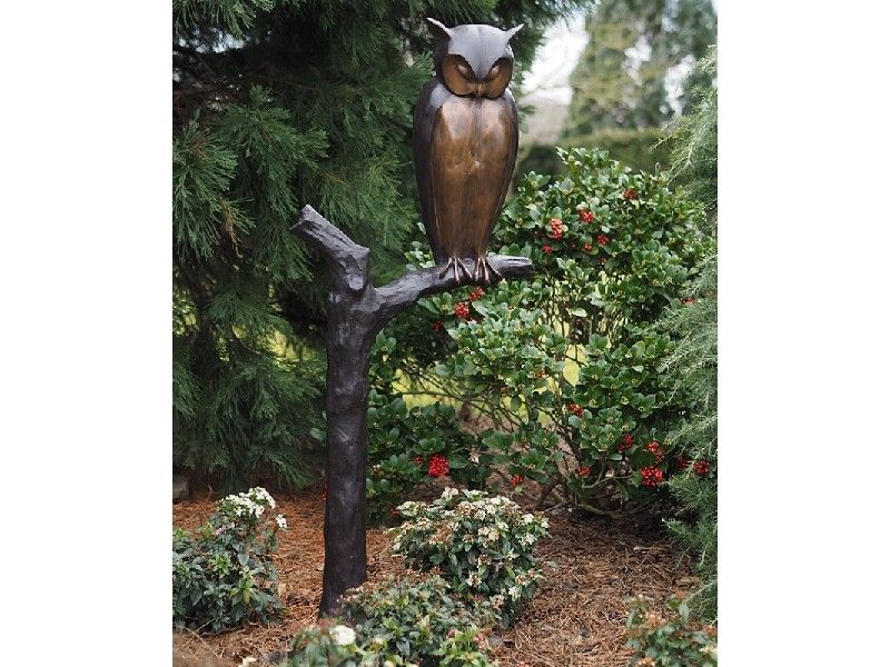 Bronzefigur Eule auf Baum