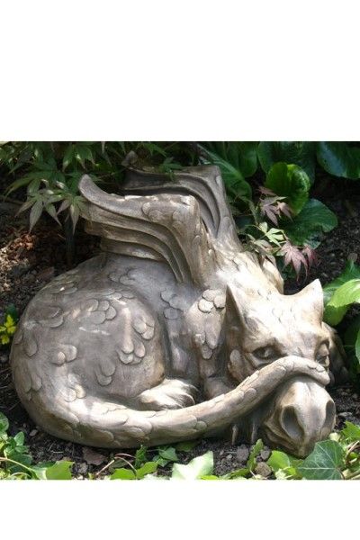 Gartenfigur Drache OLD SMUG blinzelnd (c) by Fiona Scott - Original von Vidro-