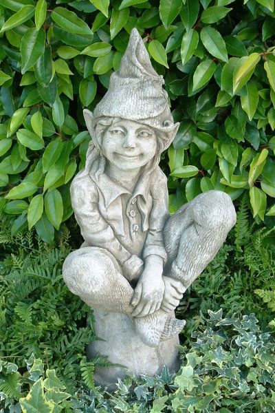 Gartenfigur Elfe SUSAN- Steinguss- (c) by Fiona Scott - Original von Vidroflor