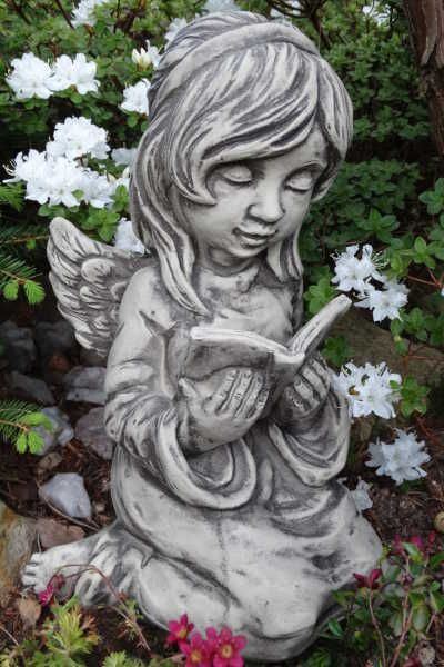 Gartenfigur Engel ARELLA- mit Buch- Steinguss - Original von Vidroflor
