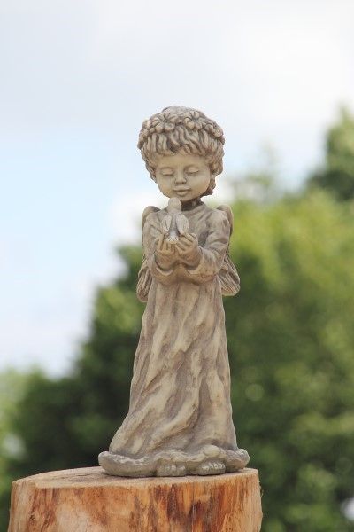 Gartenfigur Engel TALIA- stehend- Steinguss - Original von Vidroflor