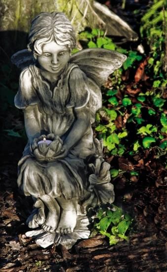 Gartenfigur FLOWER FAIRY Malve- Steinguss - Original von Vidroflor