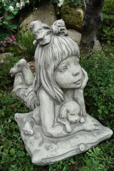 Gartenfigur Sarah Kay LINA- Steinguss - Original von Vidroflor
