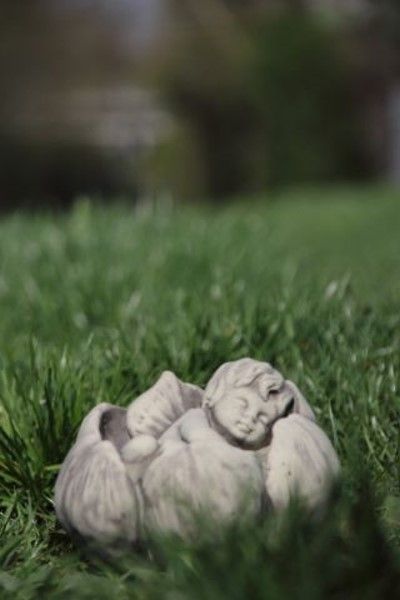 Gartenfigur Sprössling SEEROSE- Steinguss - Original von Vidroflor