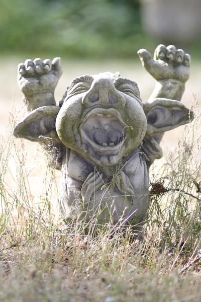 Gartenfigur Troll gähnend DORIAN- Steinguss - Original von Vidroflor
